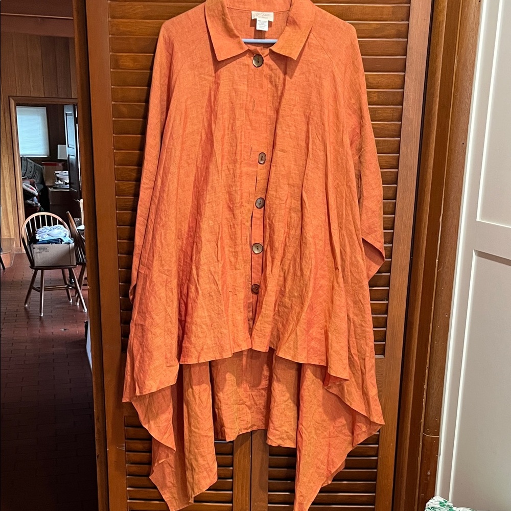 West Love Los Angeles Designer Linen Long Top Overlay